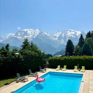 https://arbois-bettex.hotels-rhonealpes.com
